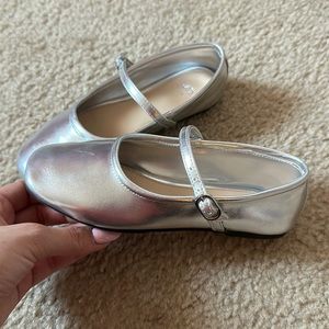 Ballet flats